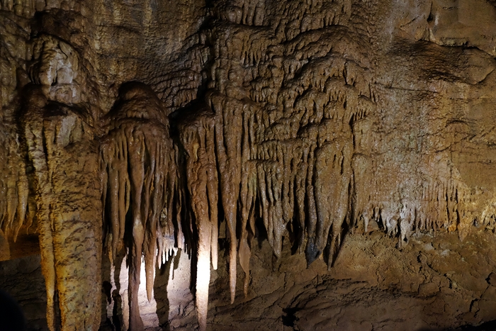 cave formations on Frozen Niagara tour