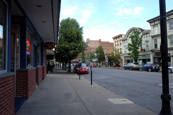 downtown saugerties, ny