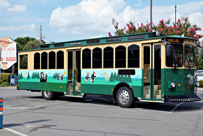pigeon forge trolley