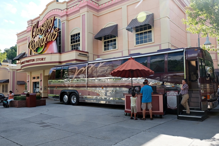 Dolly Parton tour bus at Dollywood