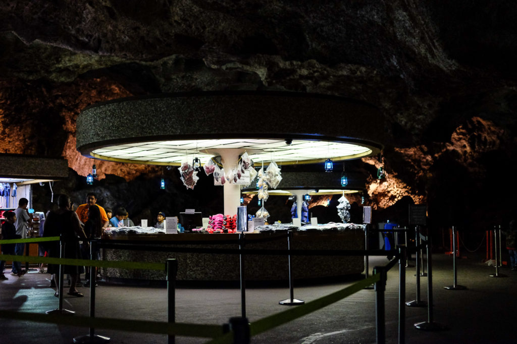 souvenir stand at Carlsbad Caverns